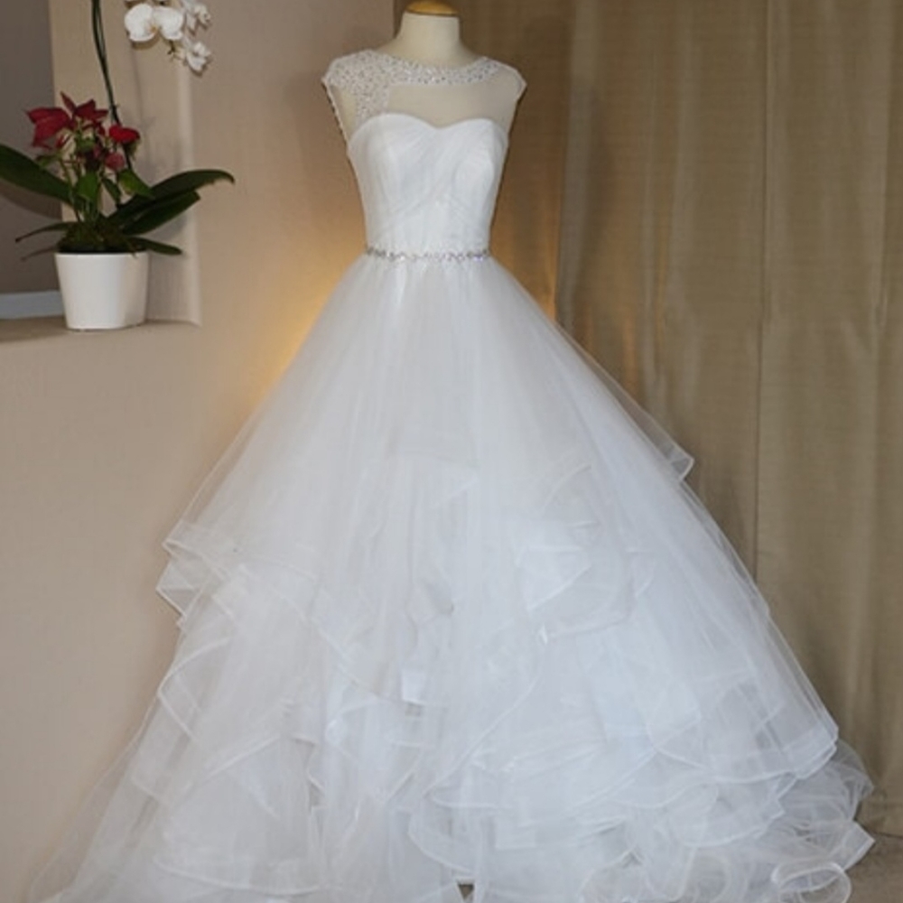 Illusion Top Horsehair Tulle Hem White Wedding Dress Size 8 NEW